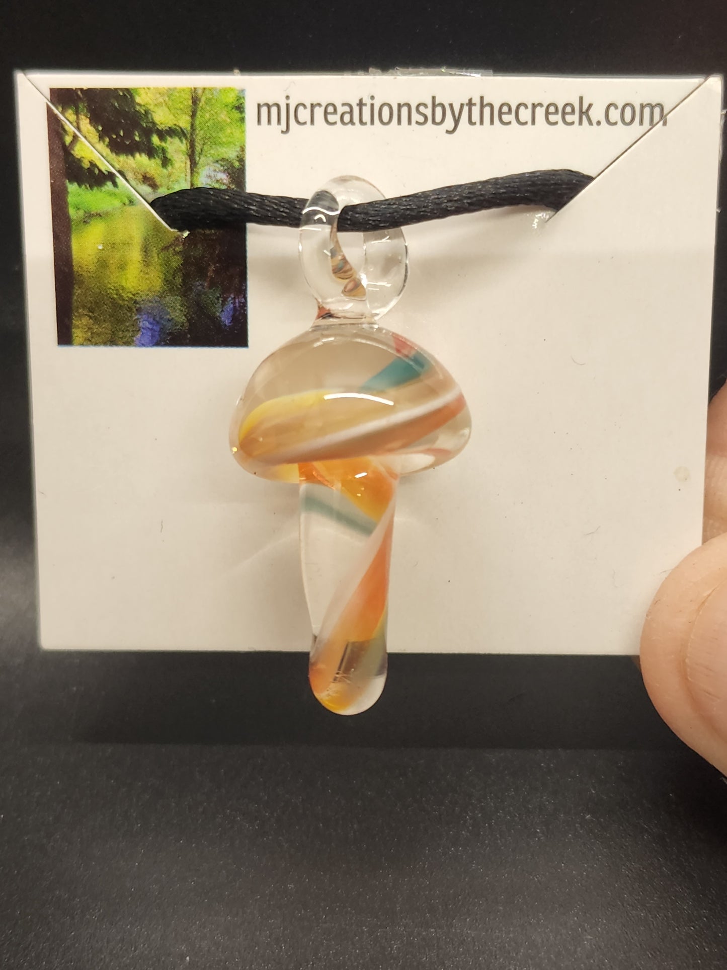 Adjustable glass mushroom pendant necklace # NC4S18